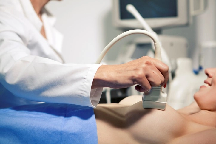 breast specialist lady doctor in Alwarpet